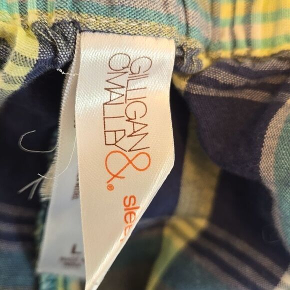 Gilligan & O'Malley Casual Blue and Green Plaid Bottoms - Picture 4 of 6